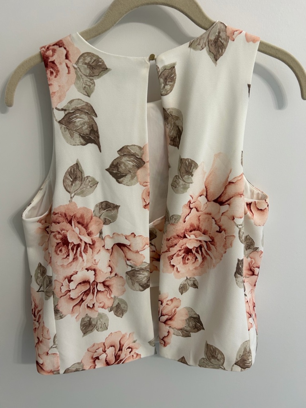 Dynamite White Floral Tank Top - Blush Pink Rose Print - Picture 2 of 6